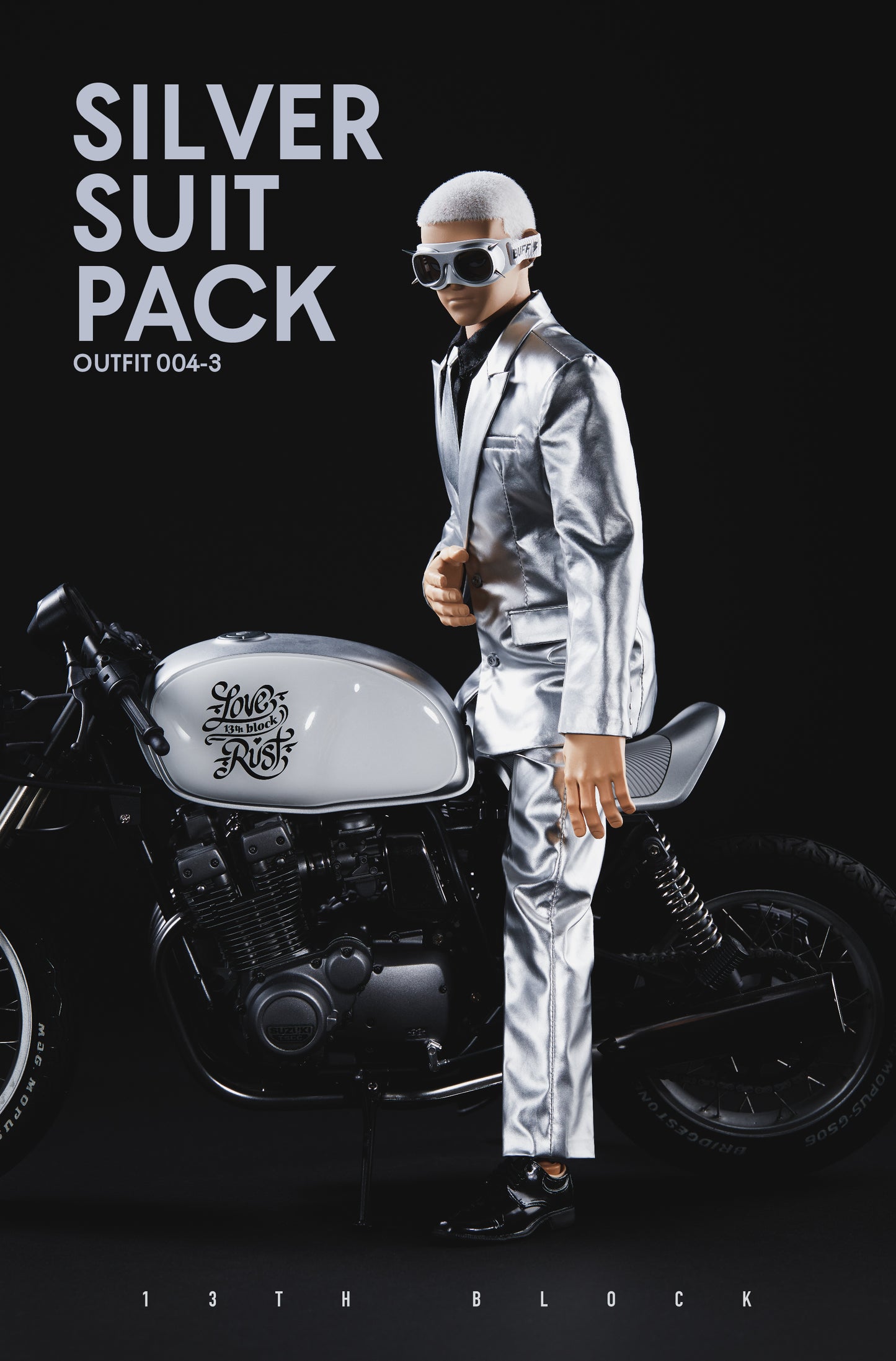 Outfit 004-3 Silver suit pack